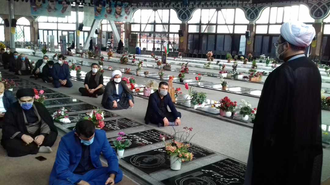 وجه اشتراک شهدا و واقفان تلاش برای حفظ اسلام است