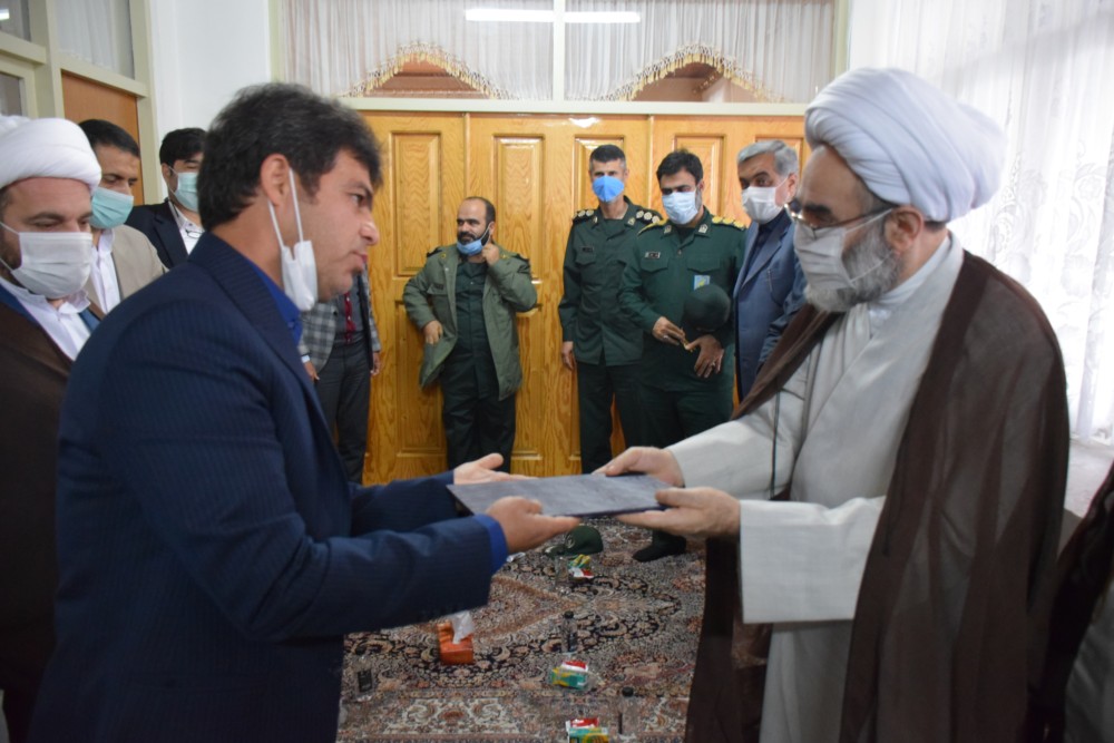 از خودگذشتگی، ایثار و برای خدا گام برداشتن ۳ شاخصه شهدا/ انقلاب اسلامی میلیون ها مخلص و دلداده دارد/ حجت الاسلام خدادادی شهیدی شاخص با روحیه جهادی در گیلان است