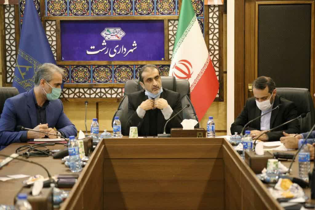 نواحی پنج گانه خط مقدم خدمت رسانی شهرداری هستند