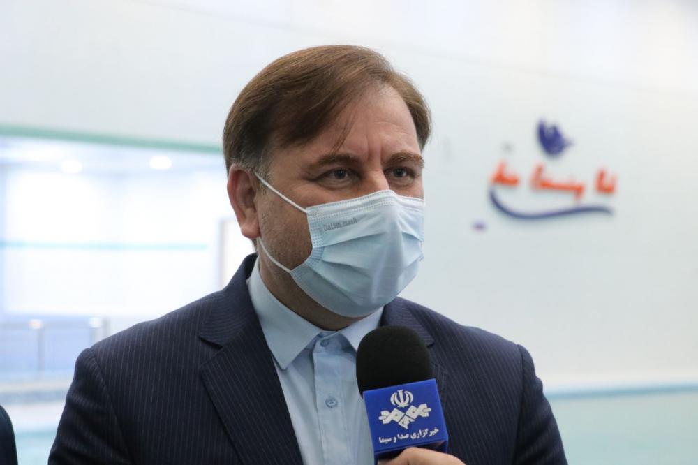 قدردانی استاندار از مجاهدت‌های کادر ایثارگر درمان گیلان در یک‌سالگی کرونا / با ظهور ویروس جهش‌یافته، رعایت توصیه‌های بهداشتی در تمامی سنین بیشتر شود/ کاهش میزان بستری‌شدگان در بیمارستان‌ها نشان‌دهنده قطع زنجیره بیماری نیست