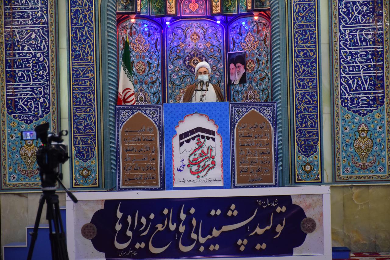برکت جامعه در سایه رفتن به مسجد است/ متولیان مساجد برای لیالی قدر برنامه داشته باشند/ نامزد ریاست جمهوری نباید از خط فتنه ۸۸ باشد/ کشاورزان یاری گر همدیگر در استفاده از آب باشند