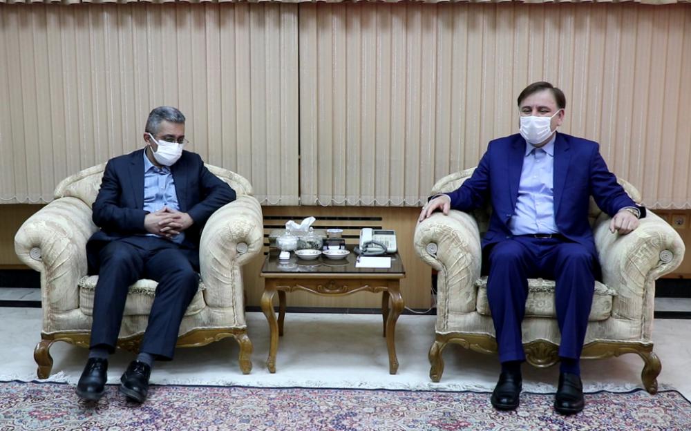 انسجام و همراهی خوبی بین مسئولان استانی و مردم، برای مدیریت بیماری وجود دارد / اقدامات مناسبی در بخش تجهیزات پزشکی مراکز درمانی گیلان انجام شده است