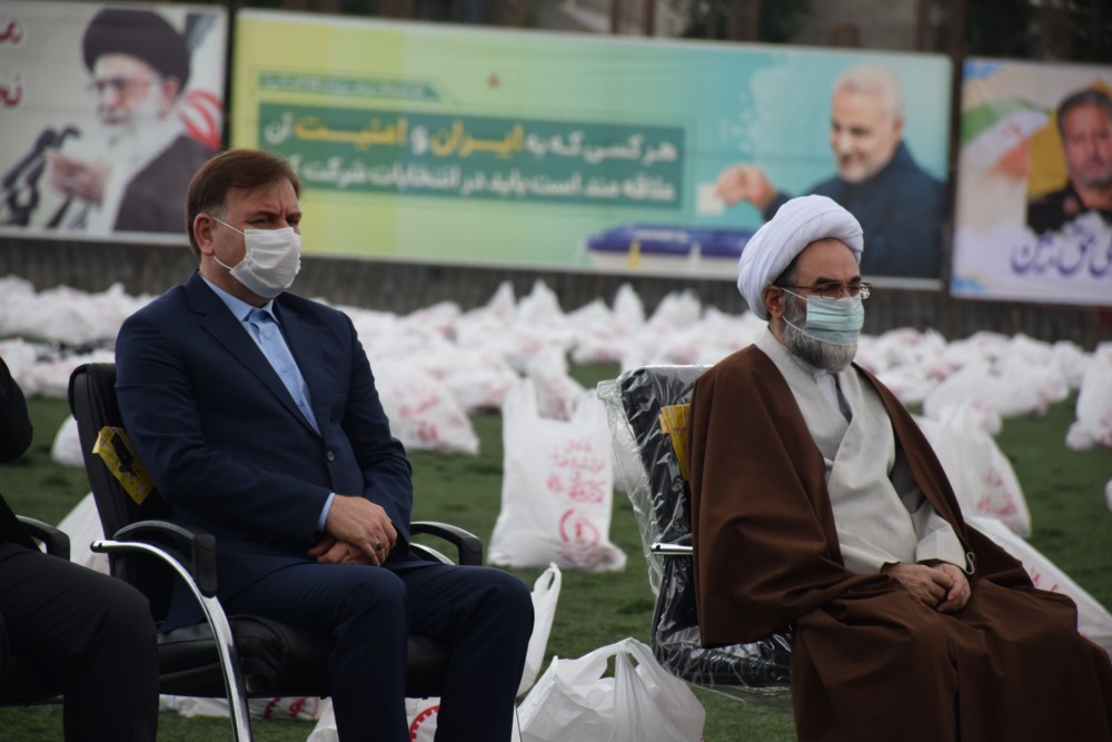 توزیع ۴۳ هزار بسته معیشتی با حضور نماینده ولی فقیه در گیلان/ آیت الله فلاحتی: روز جهانی قدس نماد بزرگ مقاومت برای تمام ملت ها است/ انتفاضه جدید در حال شکل گیری است
