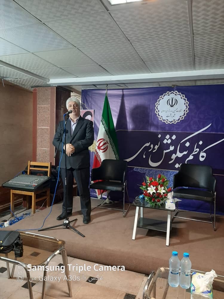 هیچ کس رقیب من نیست،همه کاندیداهای شهر رشت رفیق من هستتد/دخالت افکار سیاسی باعث عقب افتادگی رشت شده است
