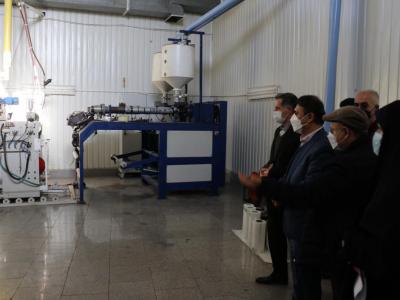 بازدید میدانی فرماندار رشت از دو واحد تولیدی بخش سنگر