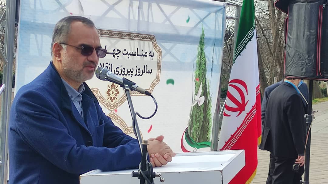 ترویج فرهنگ ناب انقلاب در بین نسل جوان