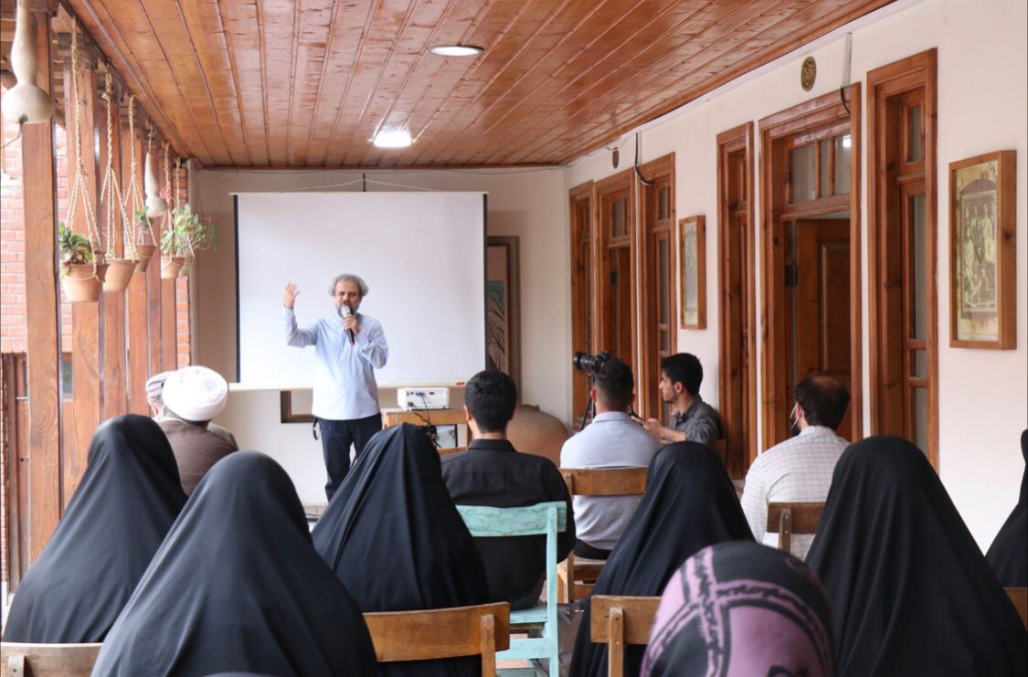 پا به پای میرزا در رشت برگزار شد