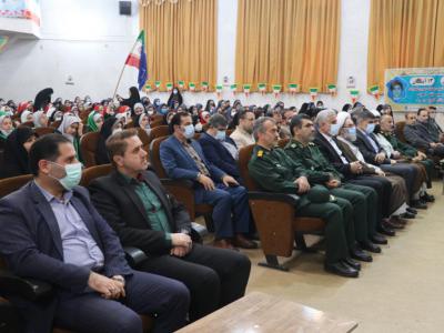 آئین نواختن زنگ استکبار ستیزی در رشت / استاندار گیلان: دانش‌آموزان بابصیرت، دشمنان را ناامید می‌کنند/ نوجوانان و جوانان انقلابی برای حفظ ارزش‌های نظام در صحنه هستند