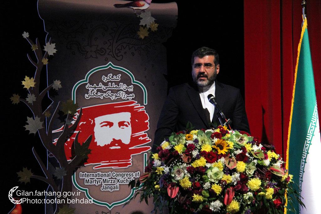 اصحاب فرهنگ و هنر پیشگام جهاد تبیین / آرمان میرزا کوچک رهایی از استبداد و استعمار بود