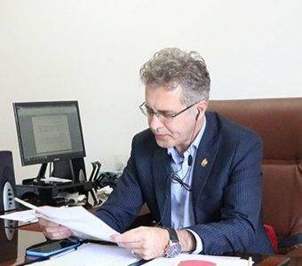 قریب به ۸۰۰ هزار مشترك گیلانی مشمول تخفیف بهای برق مصرفی شده اند/بدهی بالغ بر ۲۵۰ میلیارد تومانی مشتركین در كل استان