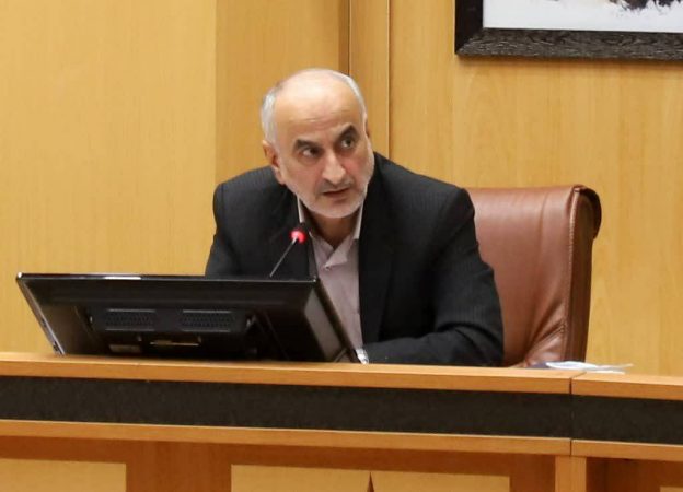 فروشگاه های گیلانی با تعصب از عرضه و فروش برنج خارجی خودداری کنند