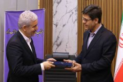 درحول محورهای «چهار گانه» باهمه توان تلاش می کنیم
