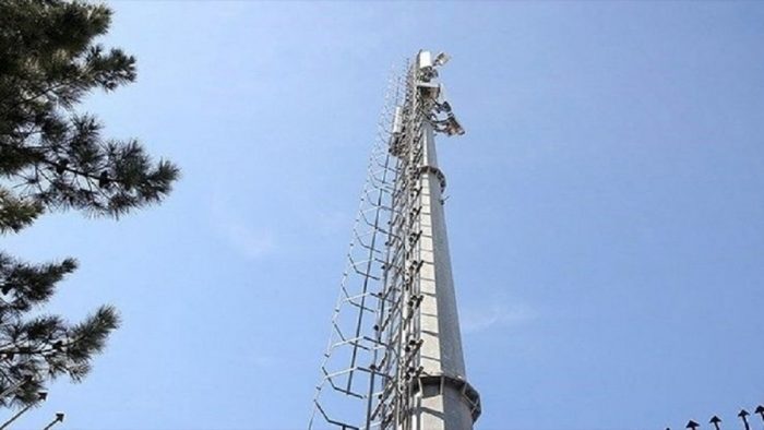 در راستای ادامه روند توسعه مخابراتی در نقاط مختلف استان نصب دکل در مسکن مهر رشت