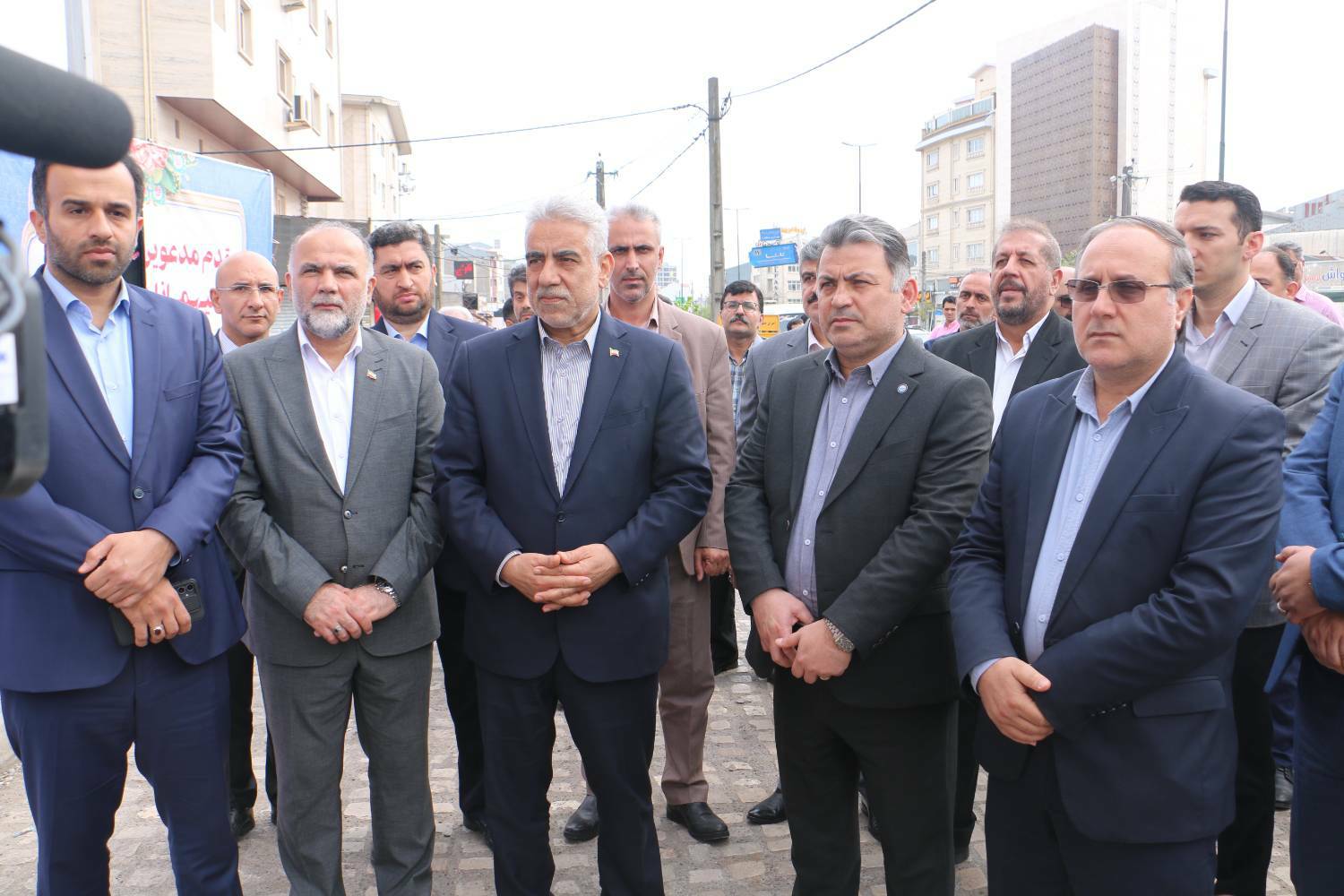 عملیات اجرایی پروژه شبکه جمع آوری فاضلاب رشت در محدودۀ سیاه اسطلخ آغاز شد