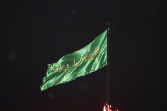 اهتزاز پرچم امام رئوف حضرت علی ابن موسی الرضا (ع) و رونمایی از تونل های نوری در سطح شهر رشت