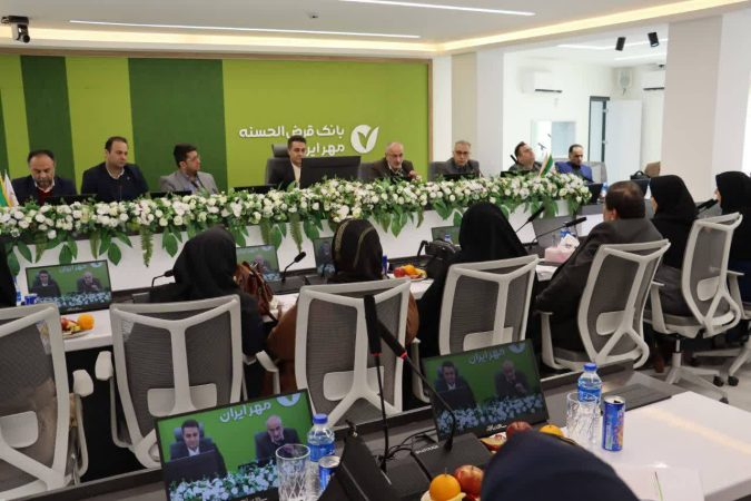 تامین مالی می‌تواند منجر به بالندگی و صادرات فرش گیلان شود/ ۵۸ کارگاه فرشبافی گیلان منتظر مهر بانک‌ها هستند