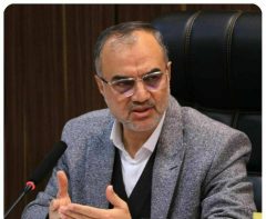 آمادگی تجهیزات و نیروی انسانی به منظور ارائه خدمت به شهروندان در روزهای برفی/ راننده های جایگزین برای فعالیت خودروهای برف روب/ پاکسازی معابر اصلی و فرعی رشت / خدمات رسانی مداوم و رایگان اتوبوس های درون شهری در روزهای بارش برف