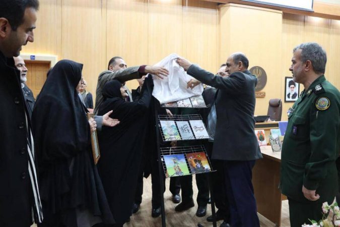 ۴۶ عنوان کتاب دفاع مقدس و مقاومت رونمایی شد