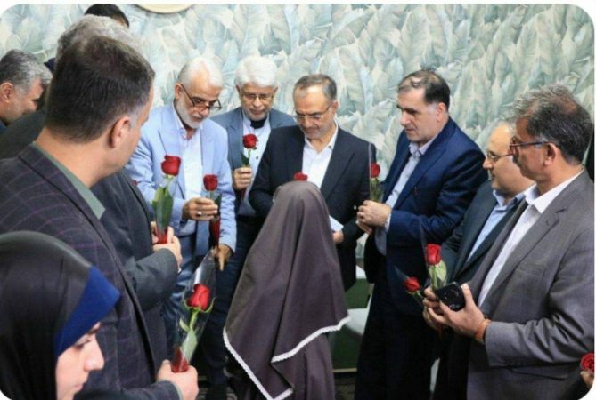 وجود دختران شایگان مایه خیر و برکت برای رشت است/ مرحوم میناسیان و شایگان در عمل درس انسانیت دادند