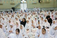 جشن فرشته‌های زمینی در مصلی بندرانزلی برگزار شد