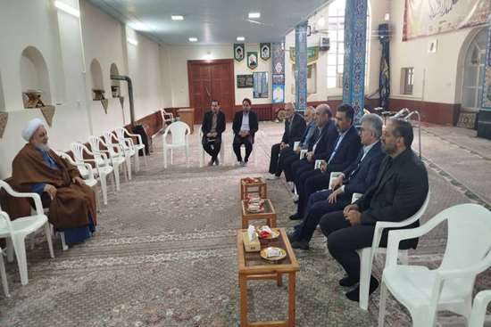 رئیس دانشگاه علوم پزشکی گیلان در سفر به آستارا با امام جمعه این شهرستان دیدار کرد