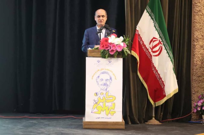 ادبیات، طنز و نقد؛ سه گانه ای برای تعالی فرهنگی