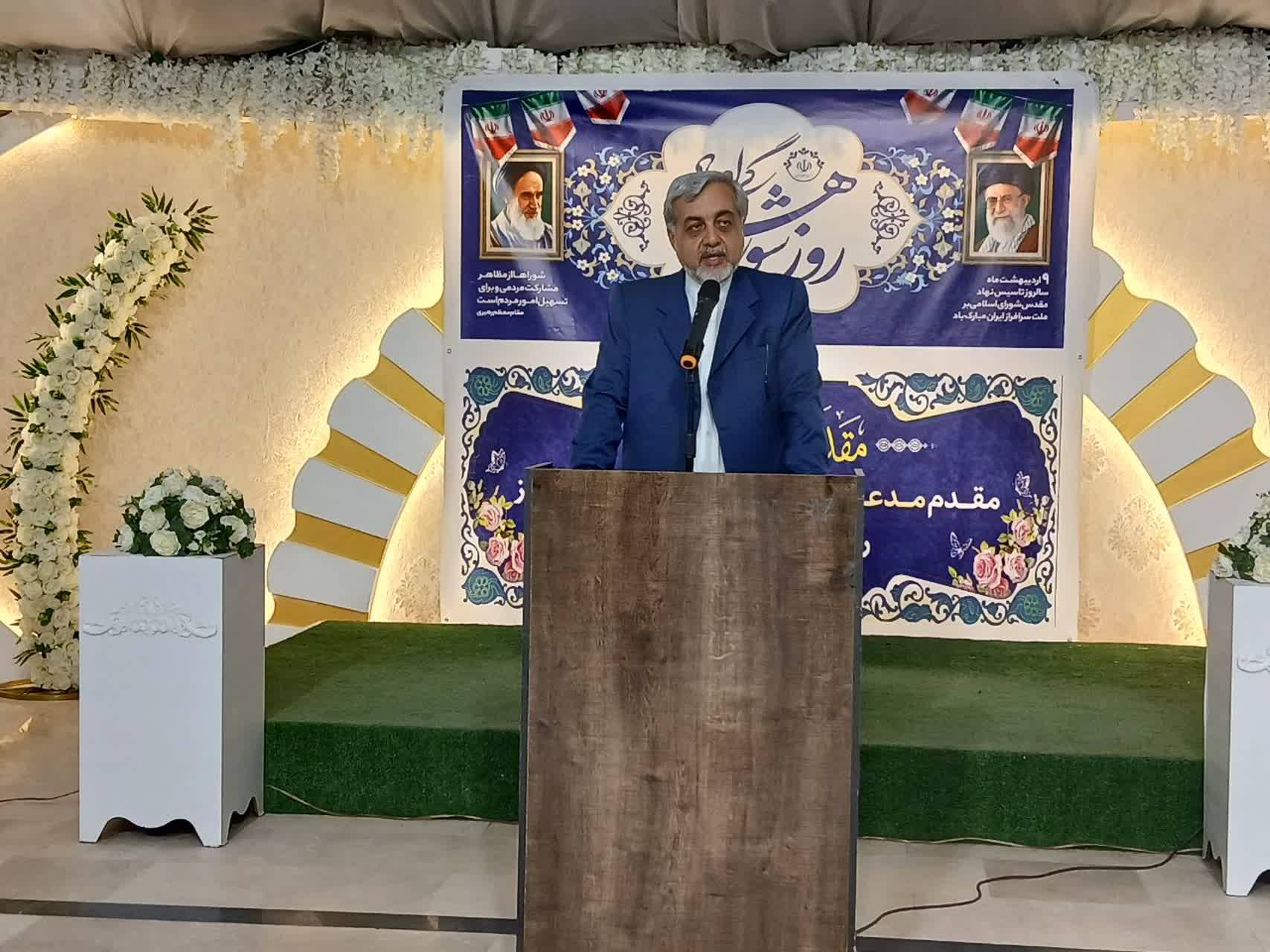 طرح هادی روستایی بازنگری می‌شود/دولت مدافع حقوق روستاییان است/شوراها نماد عینی مردم‌سالاری دینی و پیشگام در حل مشکلات مردم هستند