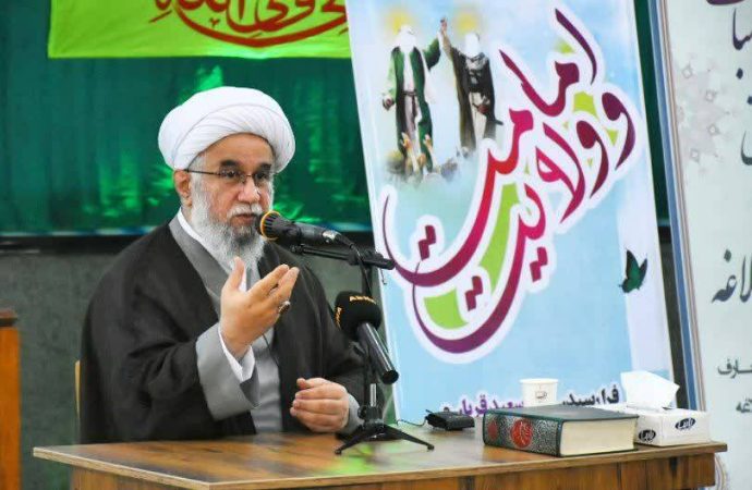 اهل بیت(ع) باید برای تمام بشریت، الگو باشند