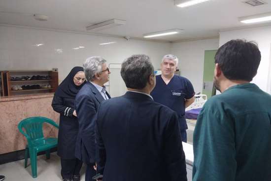 بازدید شبانه رئیس دانشگاه علوم پزشکی گیلان از بیمارستان شهید بهشتی انزلی