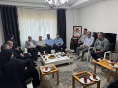 دیدار اعضای شورای اسلامی و شهردار رشت با خانواده شهید توحید مهرپور “مامور پلیس راه گیلان و جانشین پلیس راه رشت – لاهیجان”