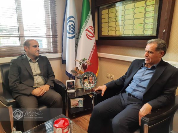 حفظ سلامت بیمه شدگان با سالم سازی و بهسازی محیط کار و استانداردسازی آلاینده های شغلی میسر خواهد بود