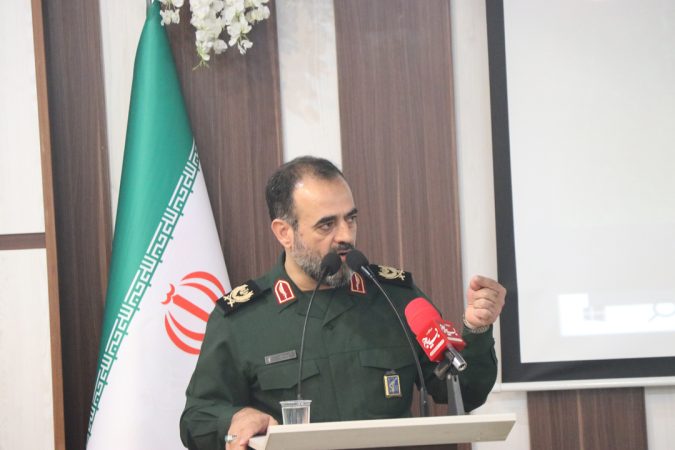 تجلیل از مدیران و بسیجیان اقشار فعال در دومین کنگره ۸۰۰۰ شهید استان گیلان ؛ ترویج فرهنگ خدمت خالصانه در مسیر شهداء
