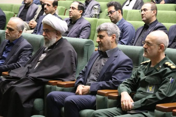 بسیجیان با الگوگیری از حضرت زهرا(س) در دفاع از میهن پایداری کردند