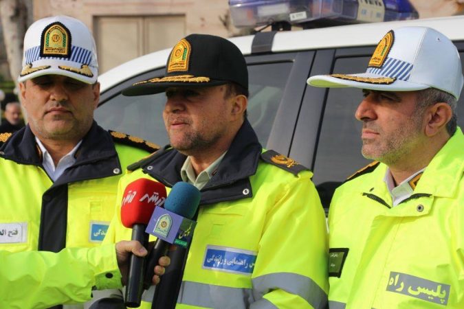 افزون بر ۳هزار نیروی پلیس و امدادی در محورهای برفگیر گیلان مستقر شدند