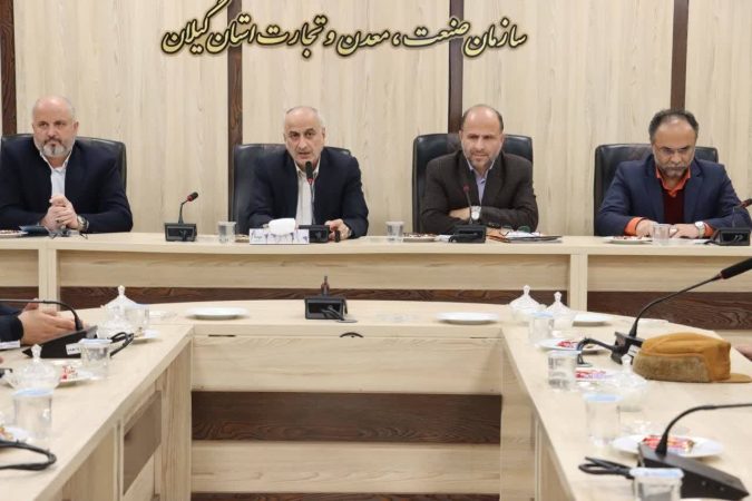 در تکانه‌های اقتصادی، اصناف فضای روانی جامعه را مدیریت کنند