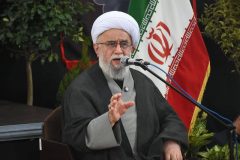 برخورد با هتاکان به مقدسات مطالبه جدی مردم است / ضرورت تصویب قانون برای اعتراضات مدنی در مجلس