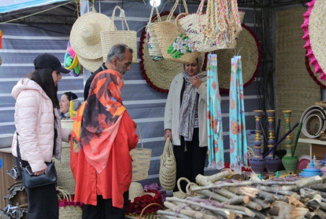 فرصتی برای آشنایی با تنوع غذایی و صنایع‌دستی گیلان زمین