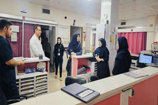 بازدید سرزده و شبانه مدیر امور پرستاری دانشگاه از مرکز آموزشی و درمانی دکتر حشمت رشت