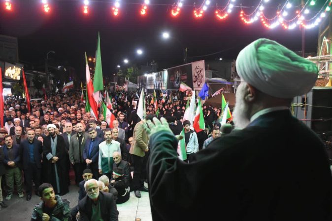 حضور میدانی مردم، مهم‌ترین پشتوانه مسئولان و رزمندگان در خطوط مقدم است