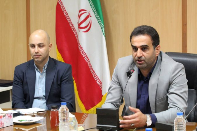 شبکه عظیم دانشگاه آزاد اسلامی تحول آفرین هستند /دانشگاه آزاد اسلامی در ریل انقلاب و در مسیر تحول قرار دارد