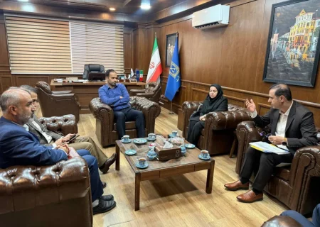 دیدارمدیرکل پست گیلان با شهردار رشت با محوریت پروژه «جی‌نف»